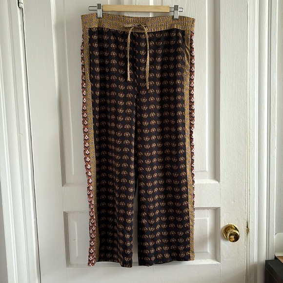 ZARA | Printed pants - Picture 1 of 6